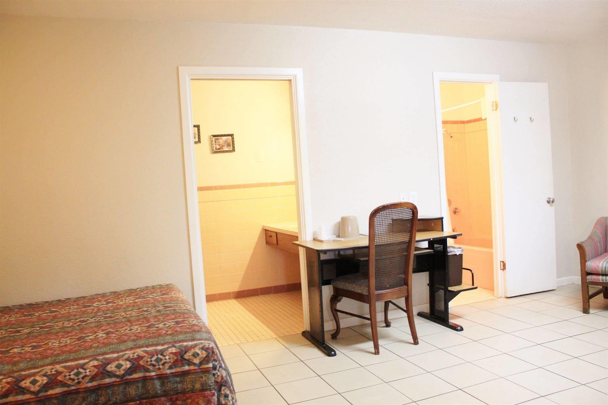 Sun Valley Motel 2*